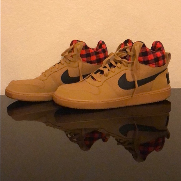 Nike Other - Nike Court Borough Mid Premium Size 10.5
